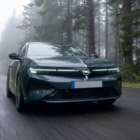 Opel Astra Electric charging cable